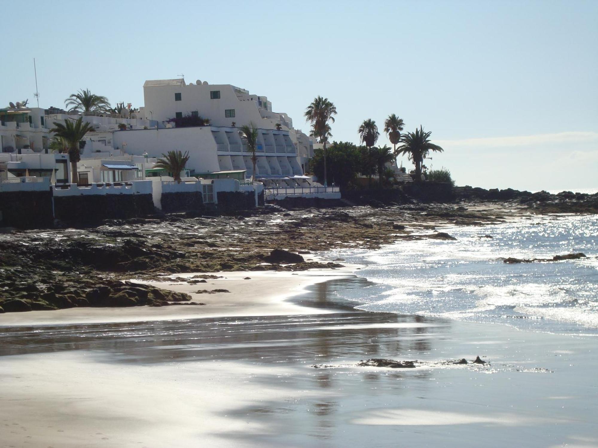 Apartamentos Cabrera Puerto del Carmen  Exterior photo
